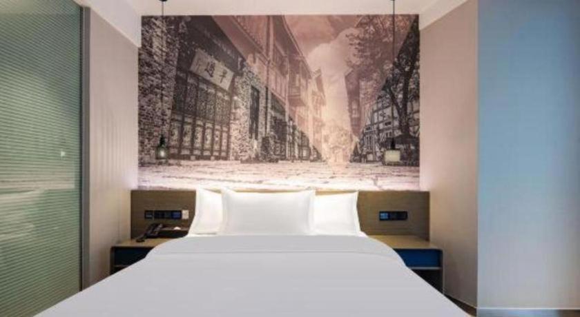 Ibis Styles Wuhan Optics Valley Square Hotel Εξωτερικό φωτογραφία